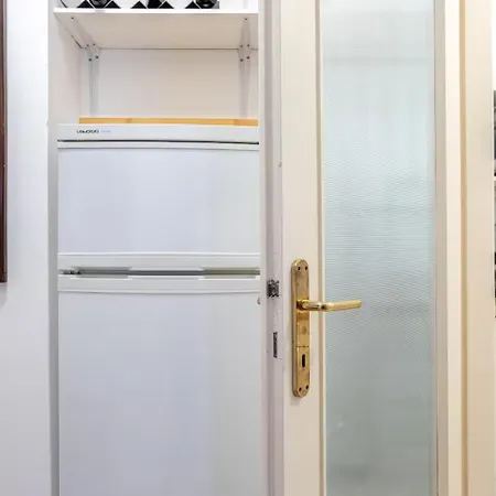 Sunny Home, In Centro E Vicino Appartement