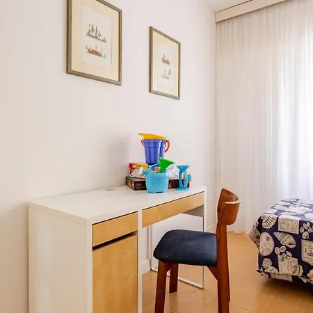 Sunny Home, In Centro E Vicino Appartement