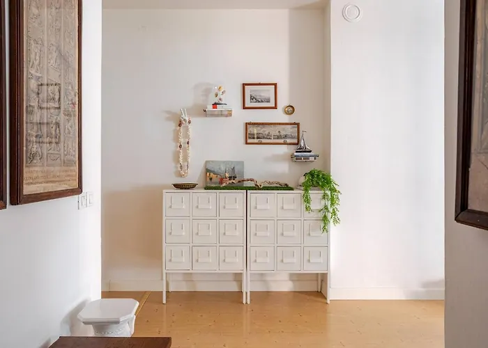 Sunny Home, In Centro E Vicino Апартаменты Градо