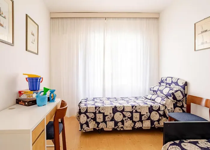 Sunny Home, In Centro E Vicino Градо