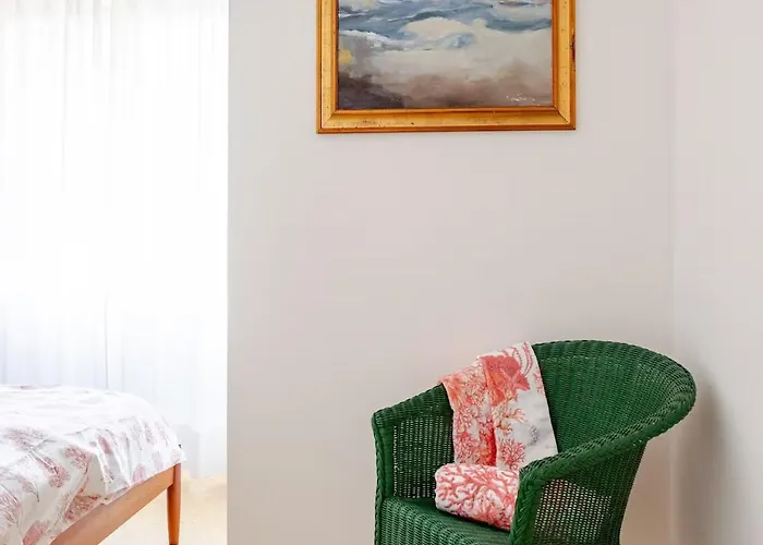 Sunny Home, In Centro E Vicino Апартаменты