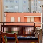 Sunny Home, In Centro E Vicino Appartement