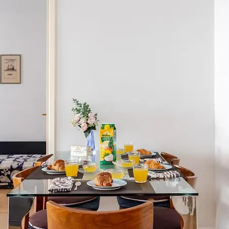 Apartment Sunny Home, In Centro E Vicino Grado