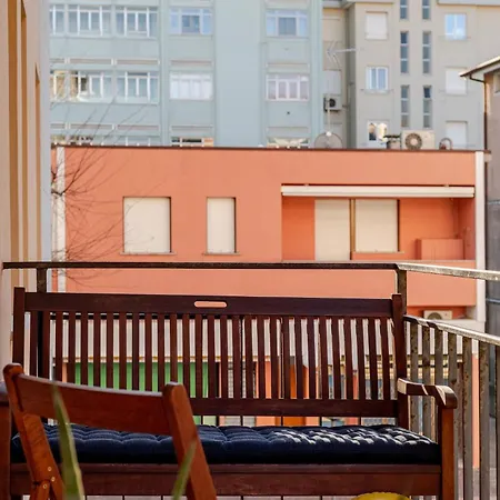 Sunny Home, In Centro E Vicino Apartment