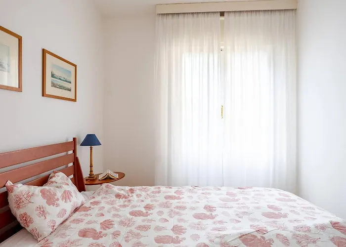 Sunny Home, In Centro E Vicino شقة غرادو